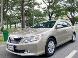 Xe Toyota Camry 2.0E 2014