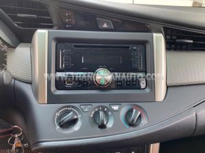 Xe Toyota Innova 2.0E 2018