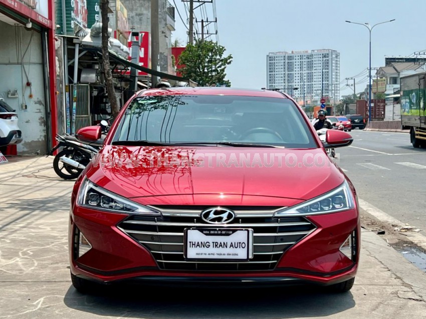 Hyundai Elantra 2.0 AT