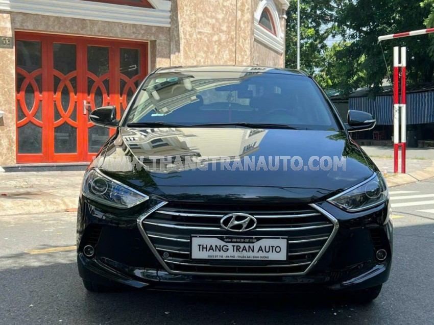 Hyundai Elantra 2.0 AT