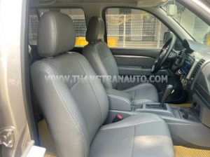 Xe Ford Everest 2.5L 4x2 AT 2014