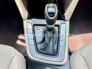 Xe Hyundai Elantra 2.0 AT 2021