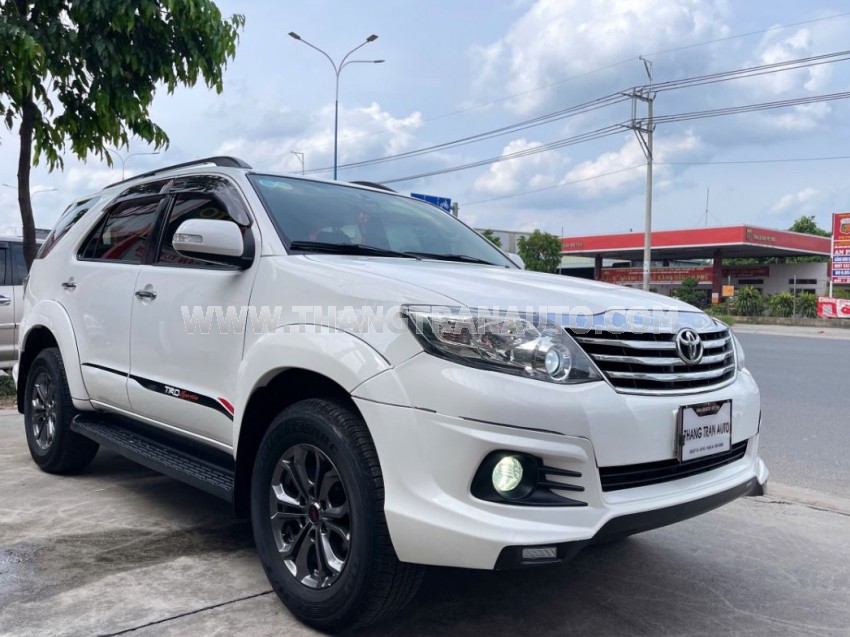 Toyota Fortuner TRD Sportivo 4x2 AT