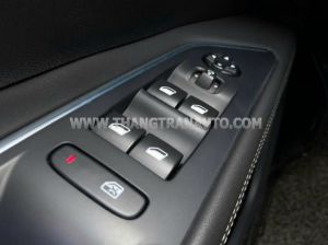 Xe Peugeot 5008 1.6 AT 2018