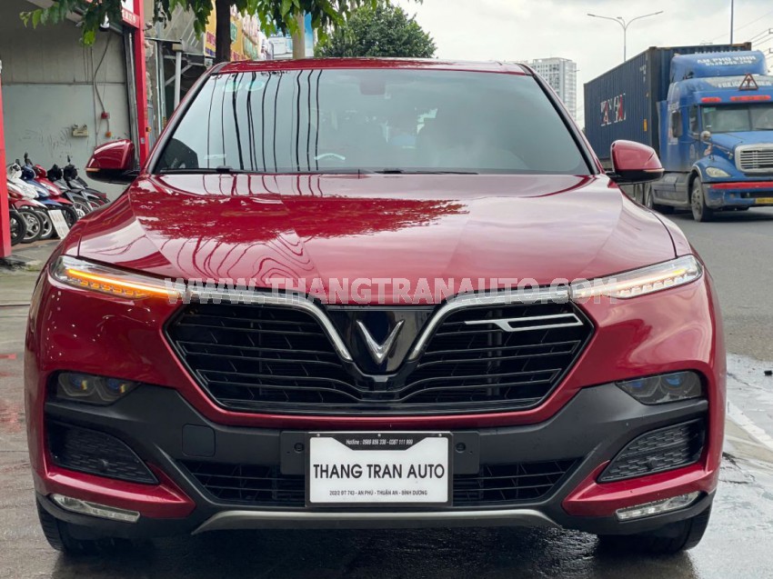 VinFast Lux SA 2.0 Tiêu chuẩn