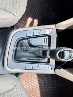 Xe Hyundai Elantra 2.0 AT 2021