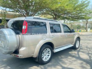 Xe Ford Everest 2.5L 4x2 AT 2014